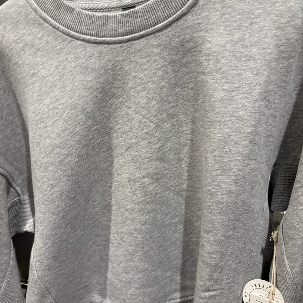 Vuori Light Heather Gray Ribbed Crewneck
